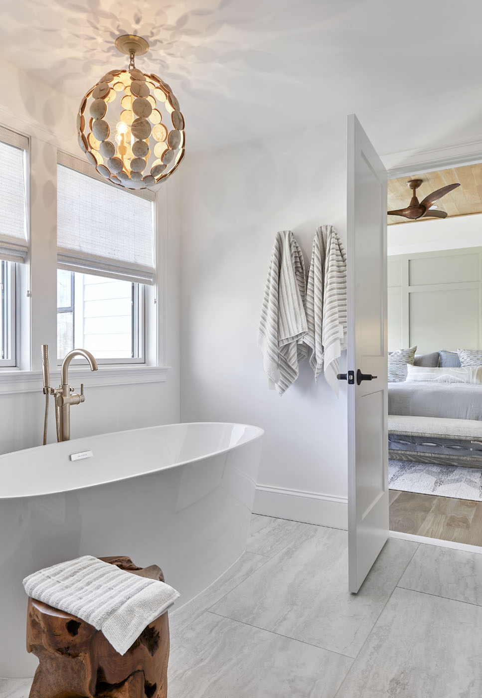 Nest_MeridianHomes_Bluemead_MasterBathroom2